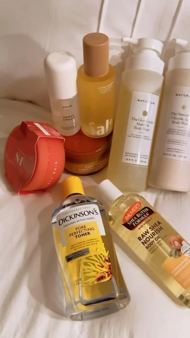 @sophie_mckinnon04 is about to have the best shower (and post shower!) of her life thanks to our Pore Perfecting Toner and the beautiful education of #BlackGirlShowerTok. 🙏 Tell us how you use our highest grade witch hazel in your routines for a chance to get featured. xoxo

#HygieneTips #WitchHazel #HygieneProducts #Hygiene #FeminineProducts #PersonalCare #ShowerRoutine #AntiPerspirant #BodyOdor #Dickinsons #FacialCleanser #AffordableSkincare #skincare #SkincareRoutine #toner