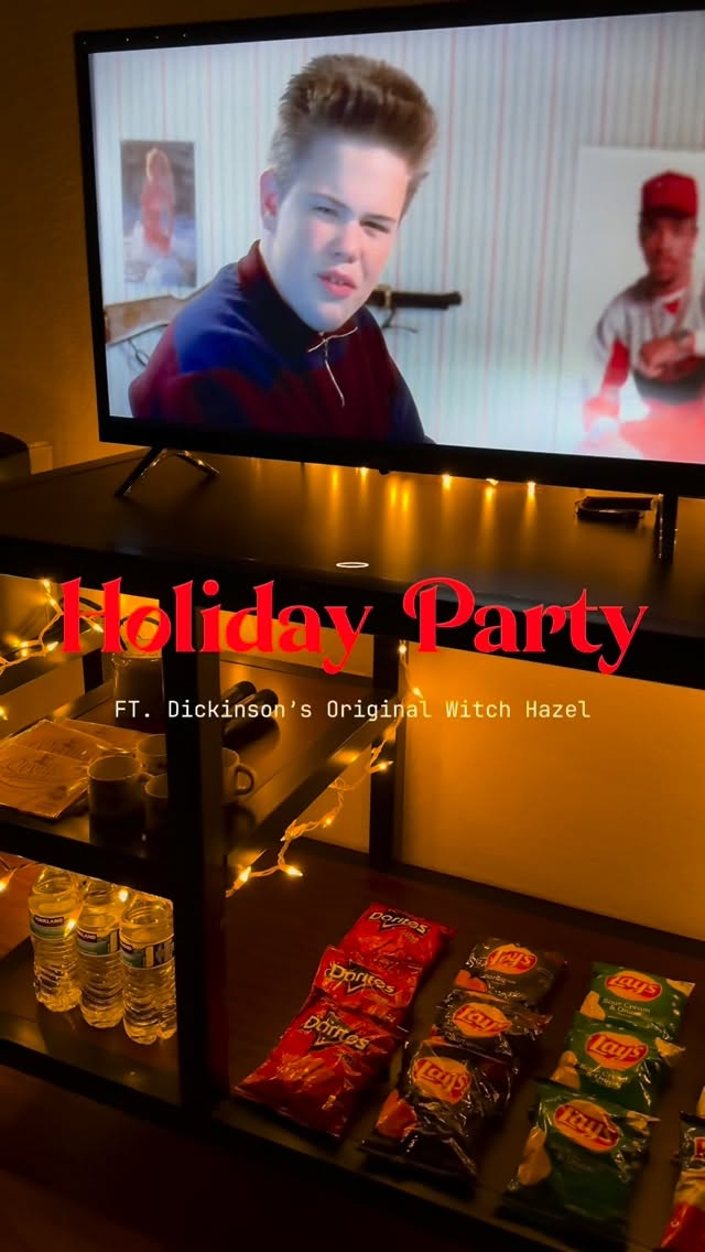 A calm moment before finals. Clear skin, clear focus. @dickinsonswitchhazel kept it refreshing and our skin healthy looking with the Clear Skin Clarifying Foam Cleanser and Clear Skin Exfoliating Bubble Toner. #dickinsonsclearskin #dickinsons #partner #myskincaresoulmate Available on Amazon.com