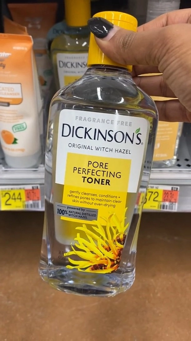 Add to cart. 🛒 Add to cart. 🛒 Add to cart. 🛒

Tee hee, @semhardastar you treat your #SkincareSoulmate so well. 

#SkincareSoulmate #Dickinsons #skincare #toners #FacialCleansers #GRWM #WitchHazel